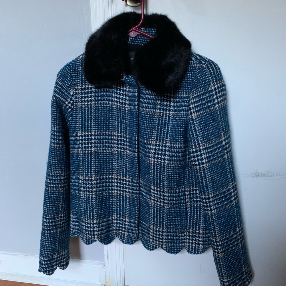 Dolce Cabo small plaid jacket